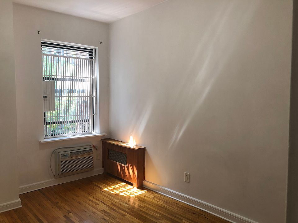1st image of 330 E 90th St APT 3B