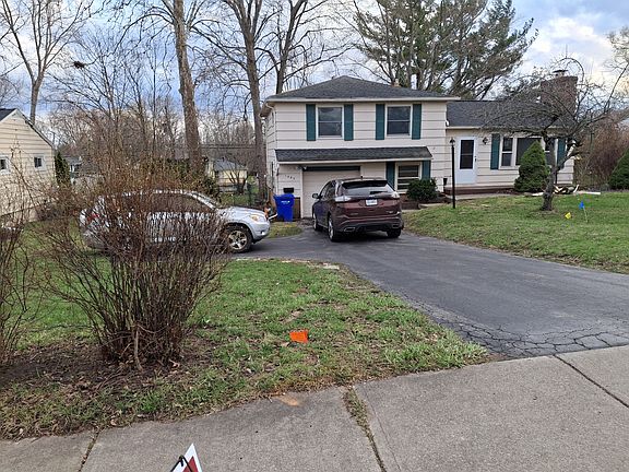 2nd image of 1495 Beach Ave