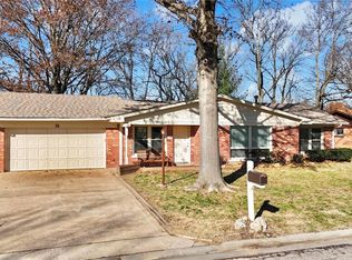 31 Cheshire Dr, Belleville, IL
