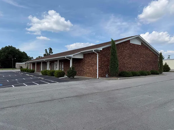 830 S Terminal Ave, Piggott, AR 72454
