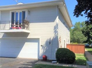 2419 Island Dr #17-C, Uniontown, OH 44685