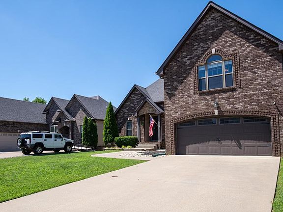 2nd image of 1812 Apache Way