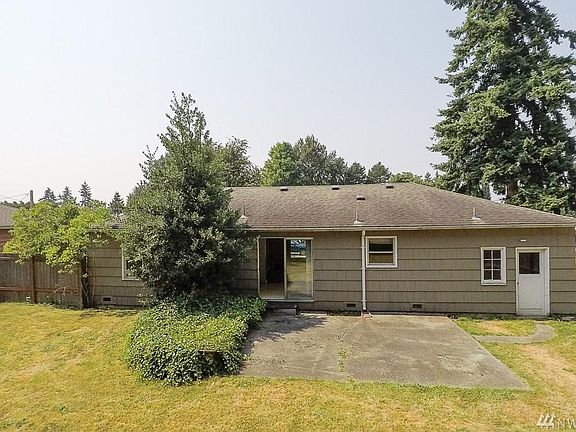 2nd image of 6303 W Magnolia Ave