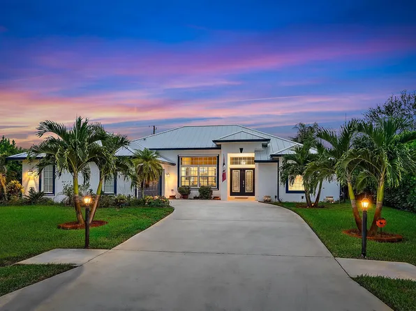 381 SW Hollyhock Drive, Port St Lucie, FL 34953