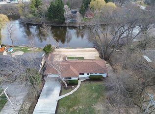519 West Montclaire AVENUE, Glendale, WI