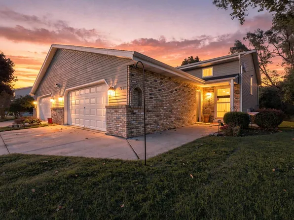 720 Timberline TRAIL, Hartford, WI 53027