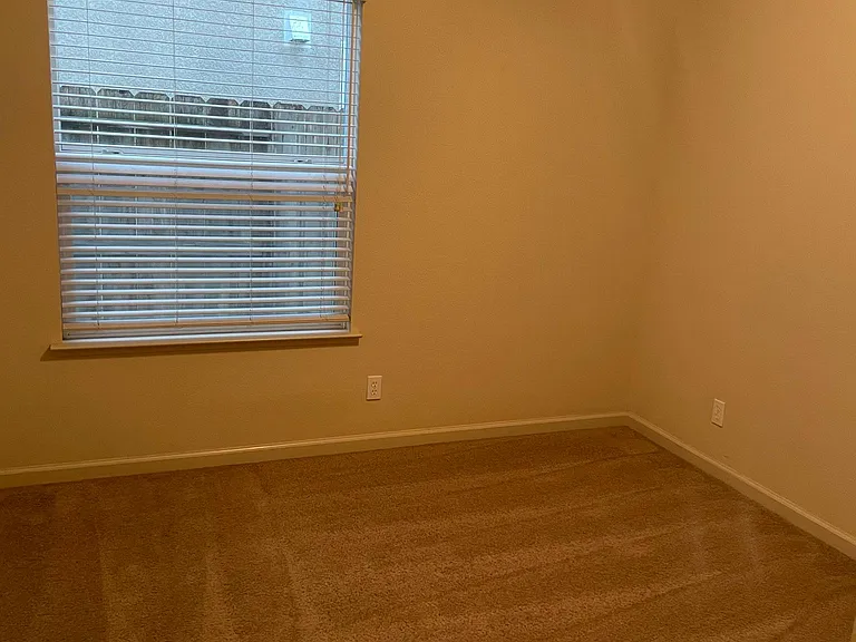 3309 S Rose Brook Dr — Photo 26