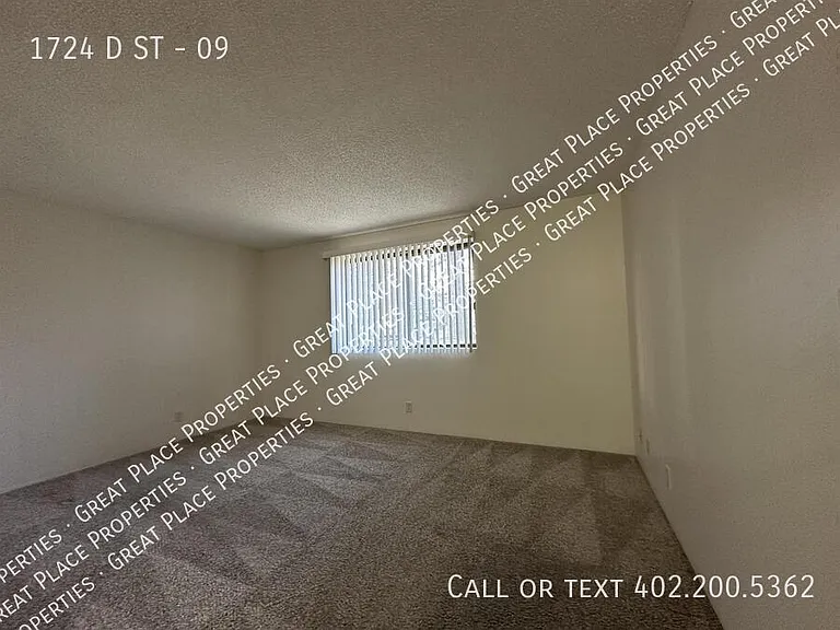 1724 D St #9 — Photo 12
