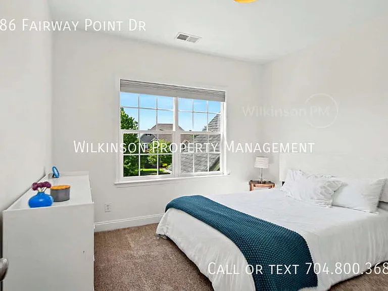 786 Fairway Point Dr — Photo 29