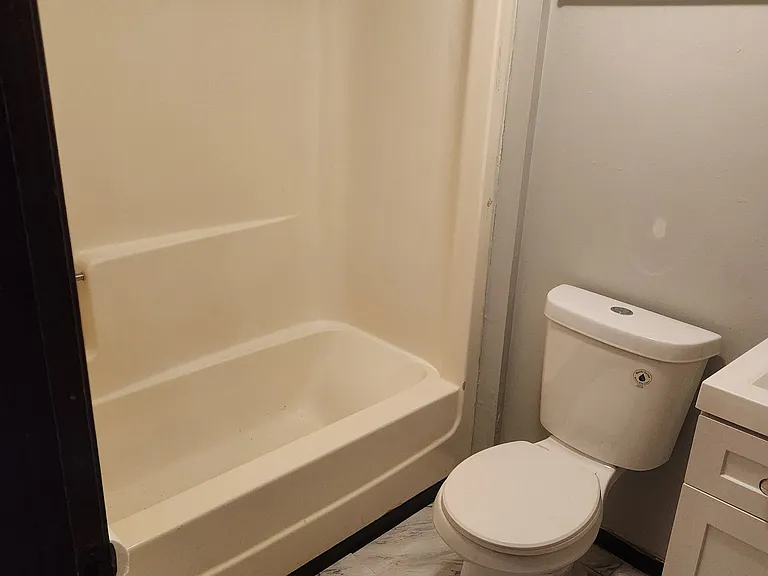 34 Front Ave #1 — Photo 15