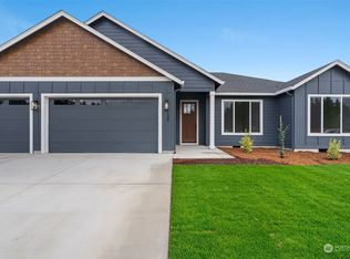 130 Amellia St, Castle Rock, WA 98611