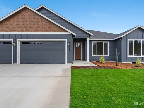 130 Amellia Street, Castle Rock, WA 98611