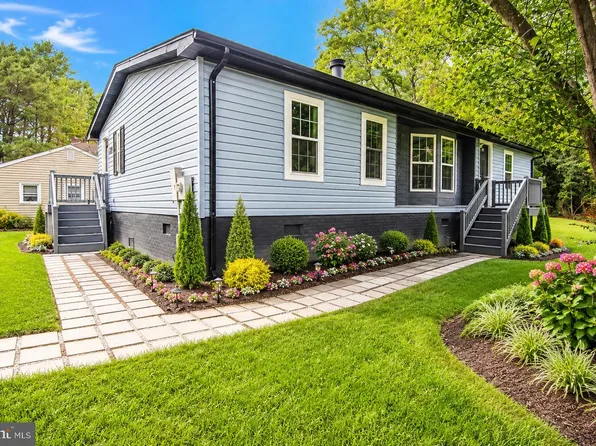 4067 Songbird Ln, Broomes Island, MD 20615