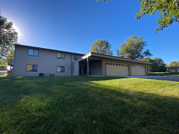 3rd image of 11 Arbor Hill Cir APT 30
