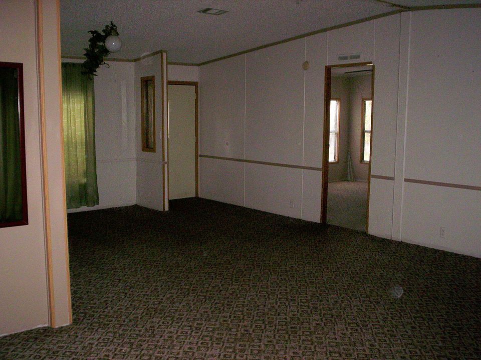 front entrance and doorway to master bdrm