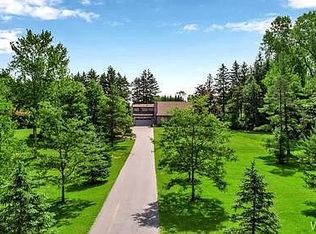387 Schwartz Rd, Lancaster, NY 14086
