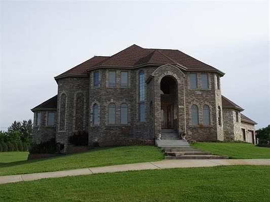 3rd image of 12025 Galloway Ln
