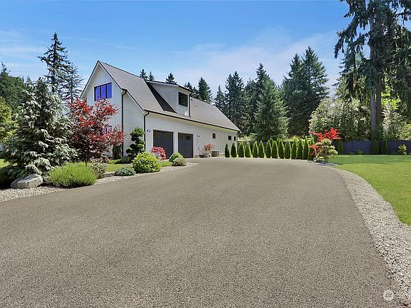2nd image of 14909 74th Avenue E