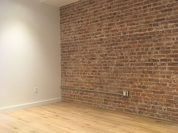 2nd image of 388 Bleecker St #2