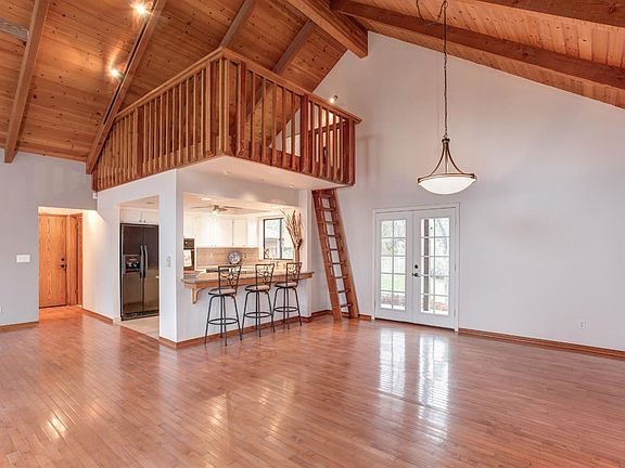 4th image of 29043 Acorn Ct