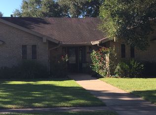 1001 Empire St, El Campo, TX 77437