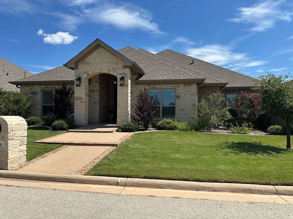 15 Monarch Dr