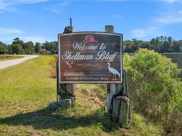 895 Marshview Ln NE, Townsend, GA 31331