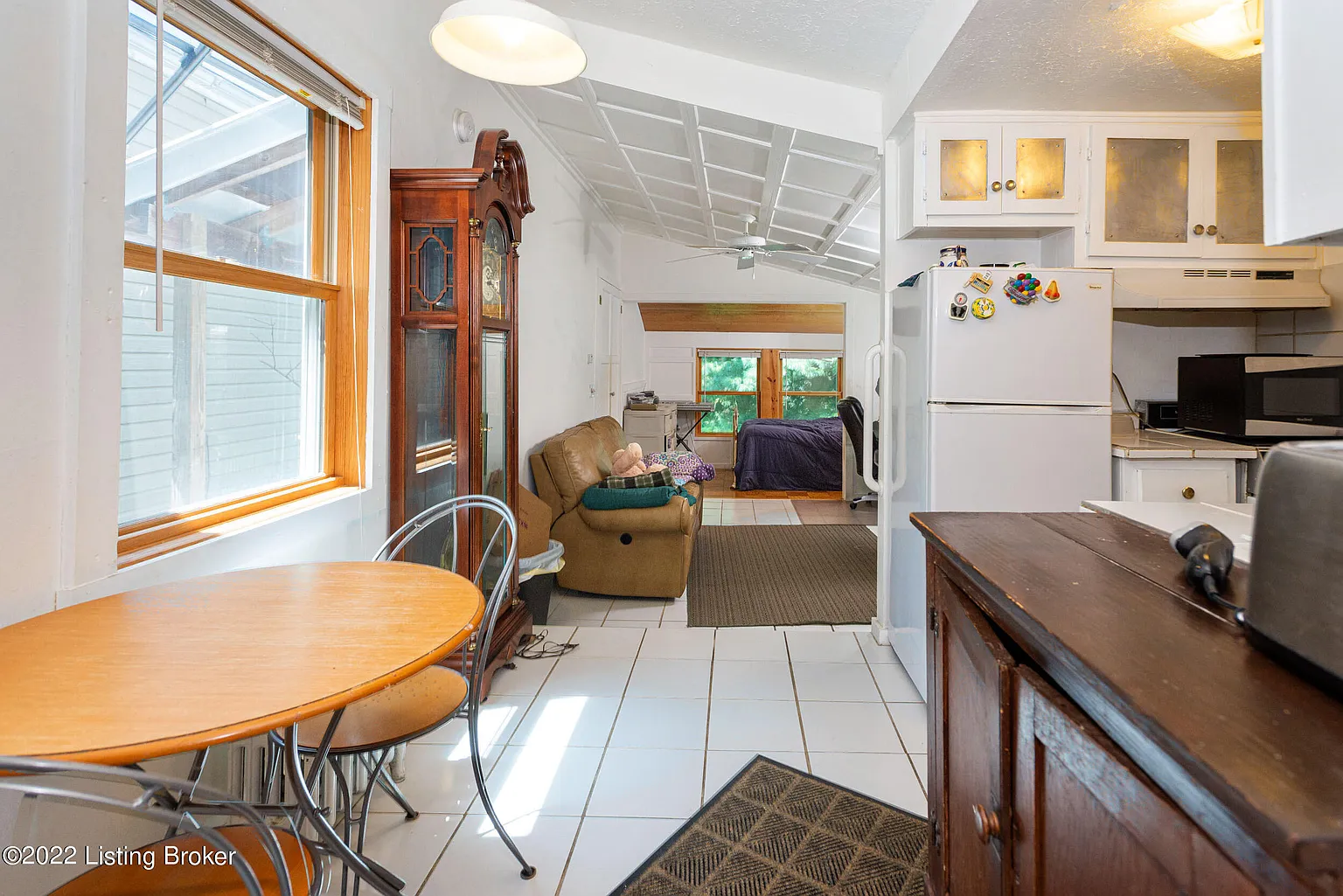 117 N Jane St photo 1