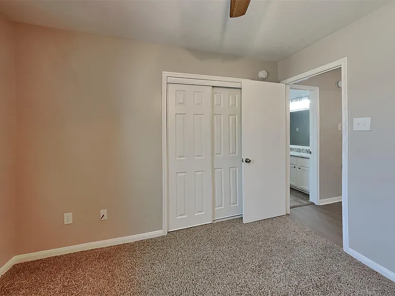3431 Rainmill Dr — Photo 13