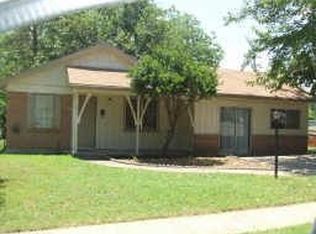 411 Johnson Ave, Everman, TX 76140