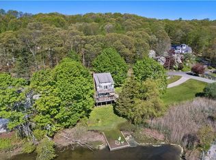 85 Oswegatchie Hills Rd, Niantic, CT 06357
