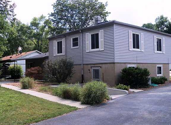 2nd image of 116 N Grace Ave