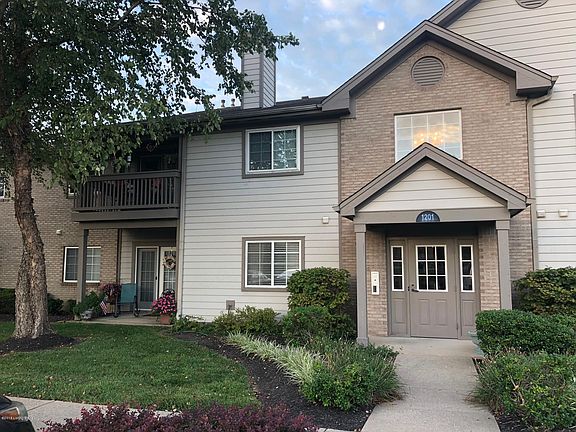 4th image of 1201 Winter Springs Ct Unit 202
