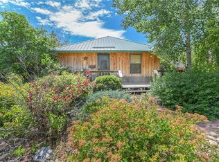 516 W 5th St, Hardin, MT 59034