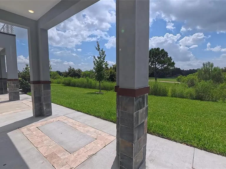 1835 Brentwood Ct — Photo 47