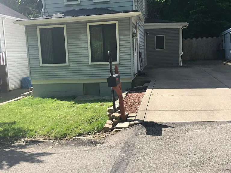 23 Slate St — Photo 3