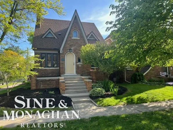 442 Manor St, Grosse Pointe Farms, MI 48236