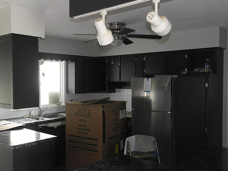 1033 Silvercrest Ave — Photo 7