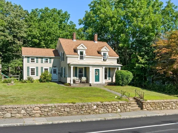 291 N Main St, North Brookfield, MA 01535