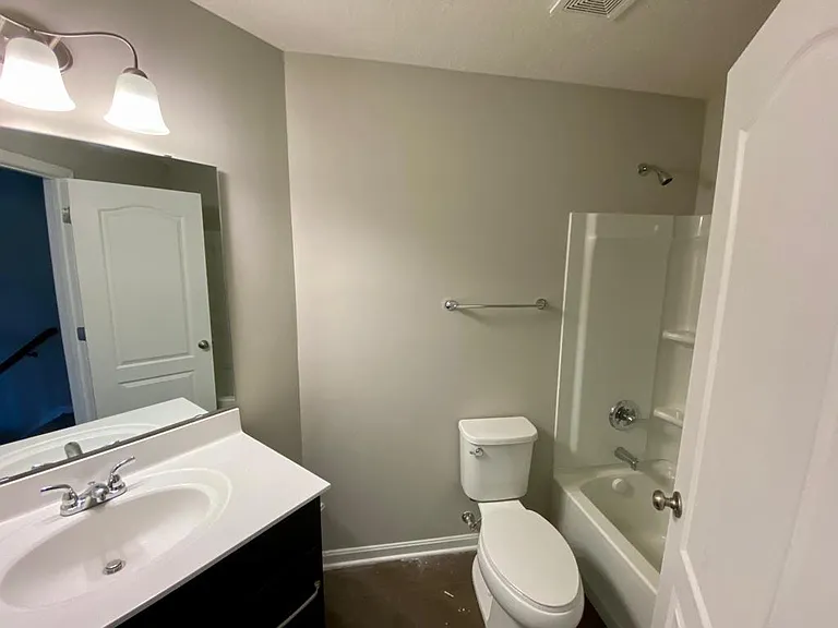 154 Old Pond Rd — Photo 12