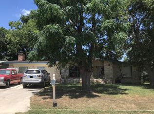 417 E Lindbergh Blvd, Universal City, TX 78148