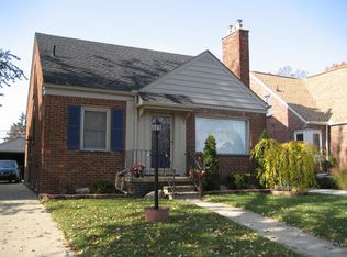 345 Devonshire St, Dearborn, MI 48124
