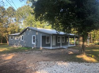 404 Doris St, Queen City, TX 75572