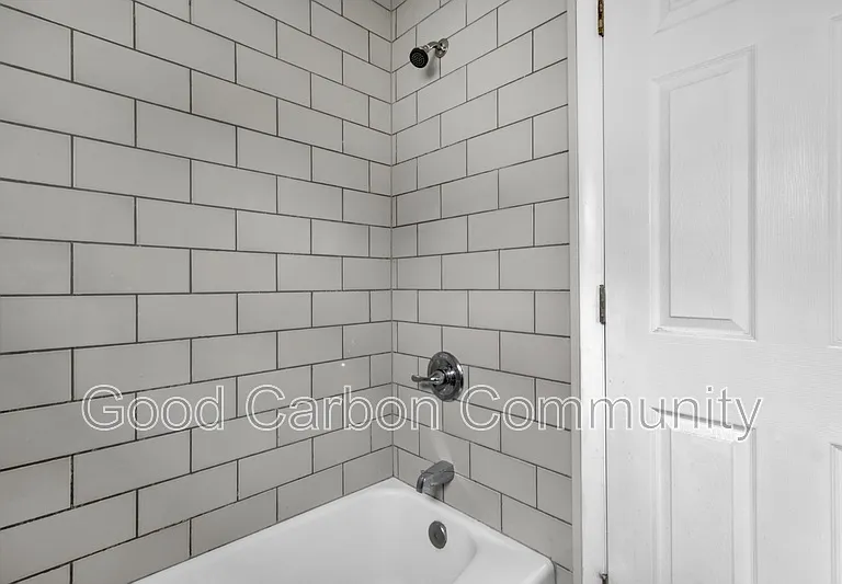 84 Crane St #5 — Photo 6