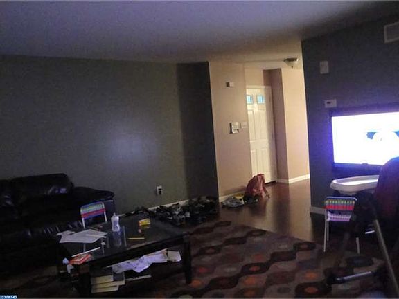 5th image of 8112 Lawnton St