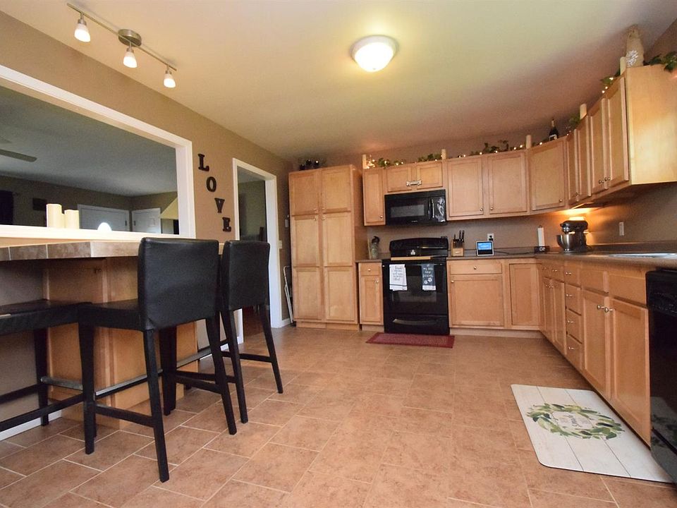 536 W Division Rd, Valparaiso, IN 46385 Zillow