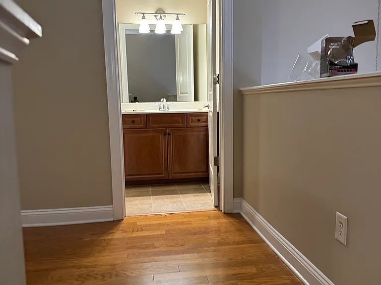 301 E Tremont Ave E #318 — Photo 8