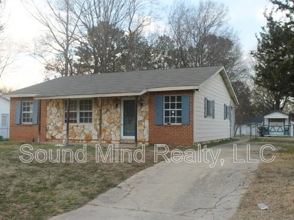 1317 Armstrong Cir, Raleigh, NC 27610
