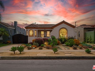 2628 Reynier Ave, Los Angeles, CA, 90034