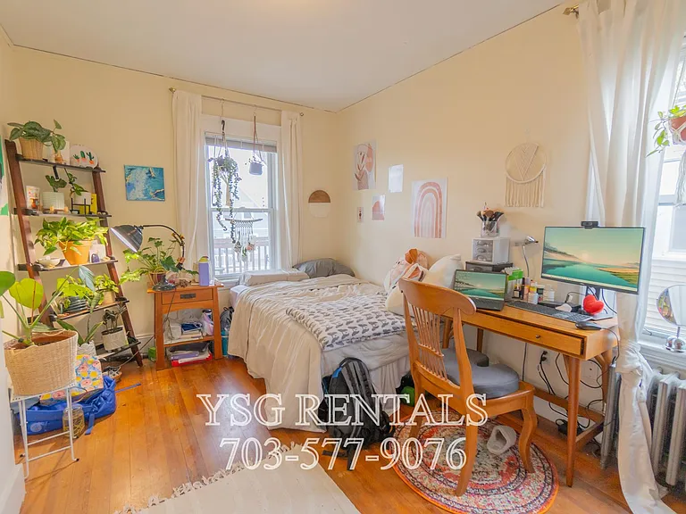 40 Easton St #3 — Photo 5